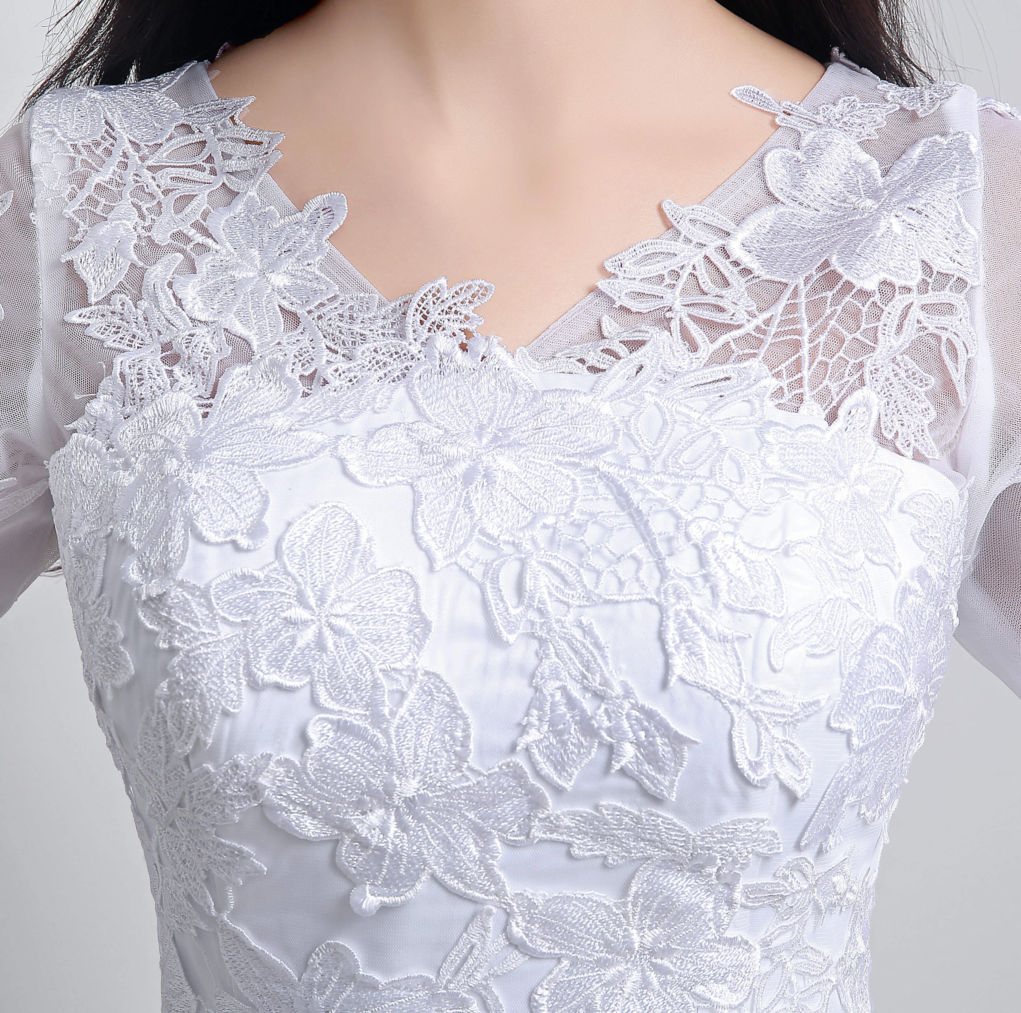 A-Line White Tulle Appliques Long Sleeve Homecoming Dresses