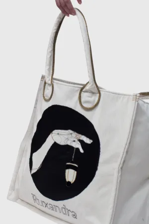 Femme des voiles Hand  - Tote Bag