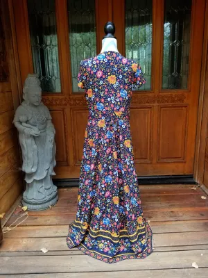 MAXI FLORAL DUSTER WRAP SIZE LARGE